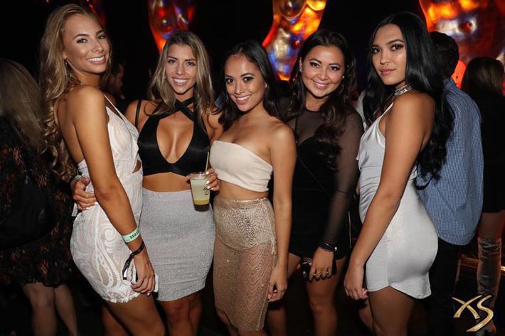 xs nightclub dress code