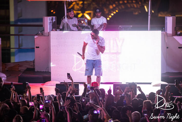 Nelly on stage at Drai's