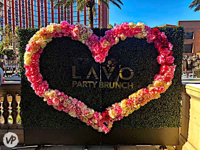 Flowers in the shape of heart on Lavo's Rosè Terrace