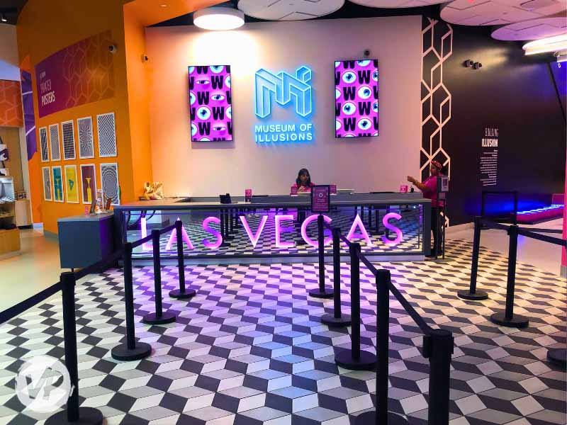 A picture of the entrance to the Museum of Illusions in Las Vegas