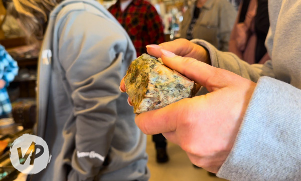 A picture of quartz rock with silver