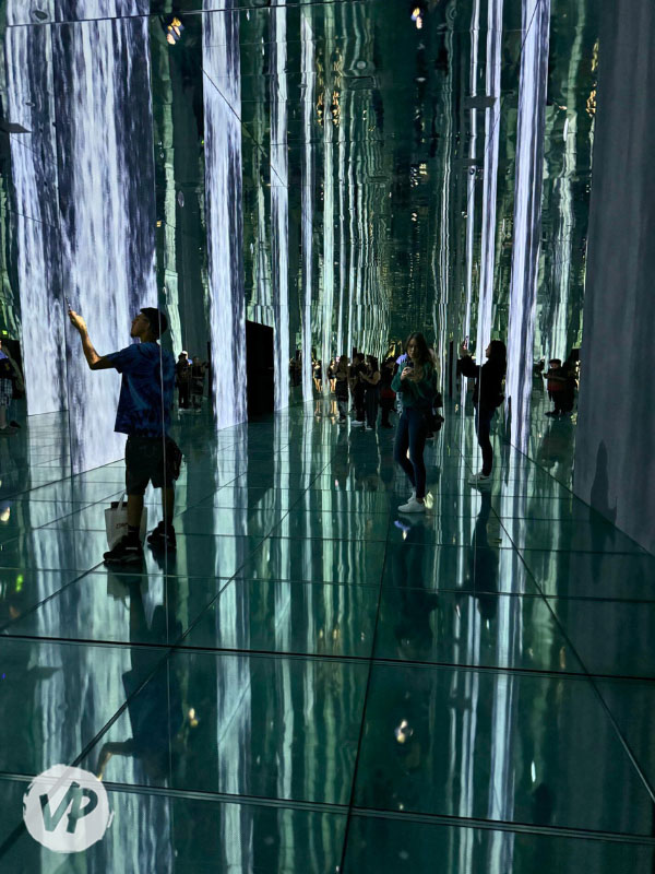 A photo of endless waterfalls in a mirrored room